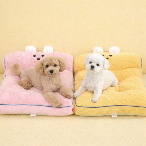 Fleece Pillow Bed