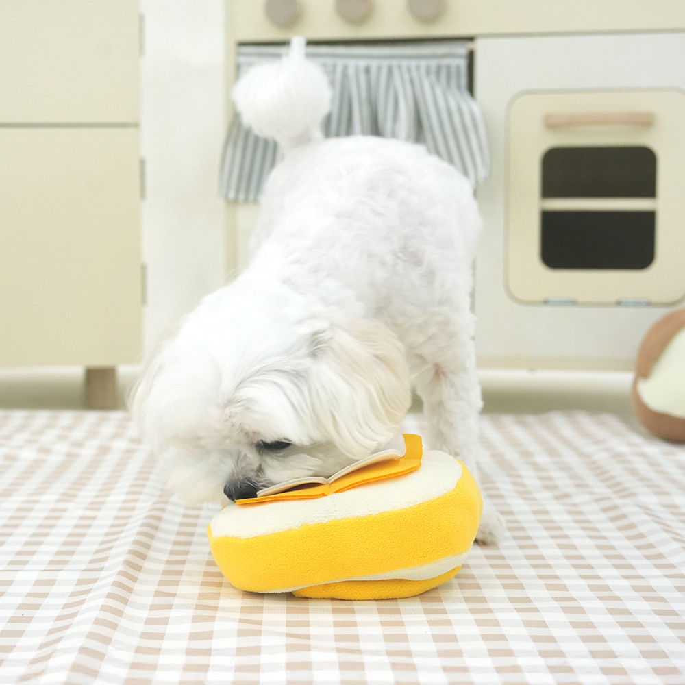 Peanuts Bread Snack Toy - Image 4