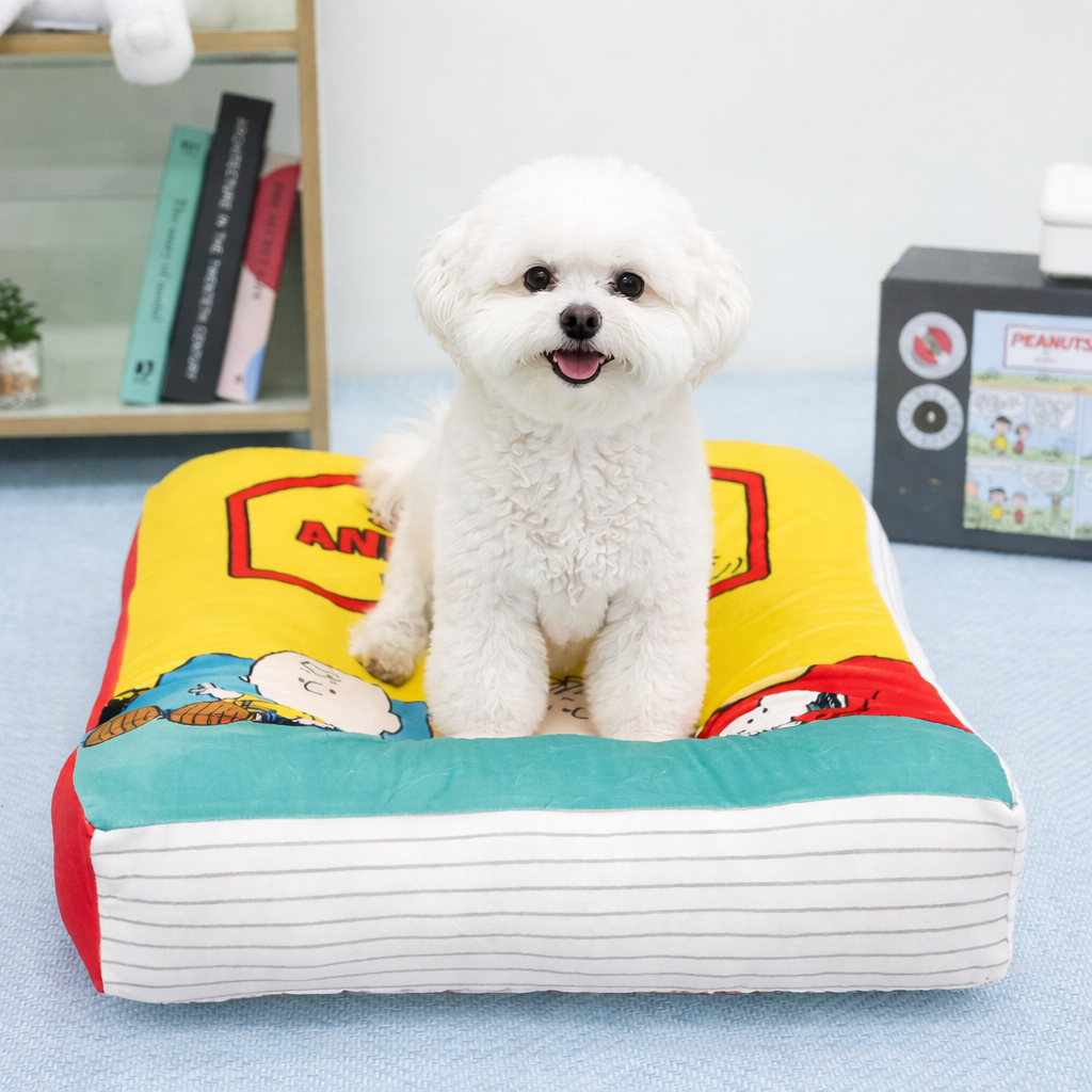 Peanuts Cozy Book Bed - Image 2