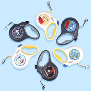 Peanuts Auto Strap Leash - Image 1