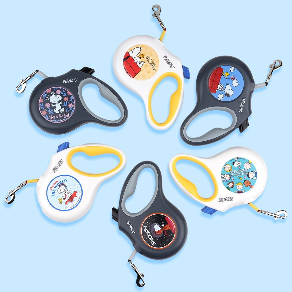 Peanuts Auto Strap Leash - Image 1